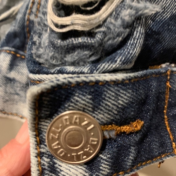 DAZL Jean Jacket - Picture 9 of 10